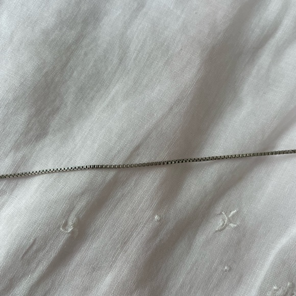 Sterling Box Chain Unicorn Necklace - Picture 5 of 6